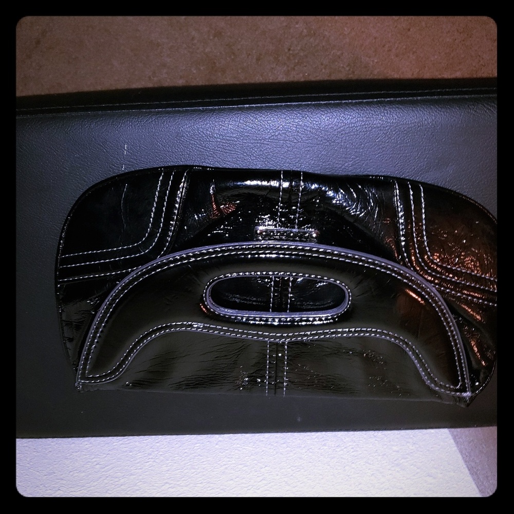 Nine west clutch